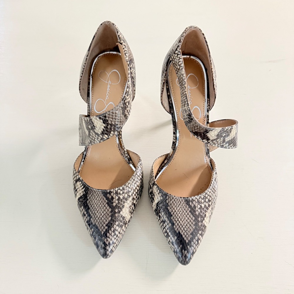 Jessica Simpson Womens Snakeskin Print Asymmetric Strap Stiletto Pumps 6.5